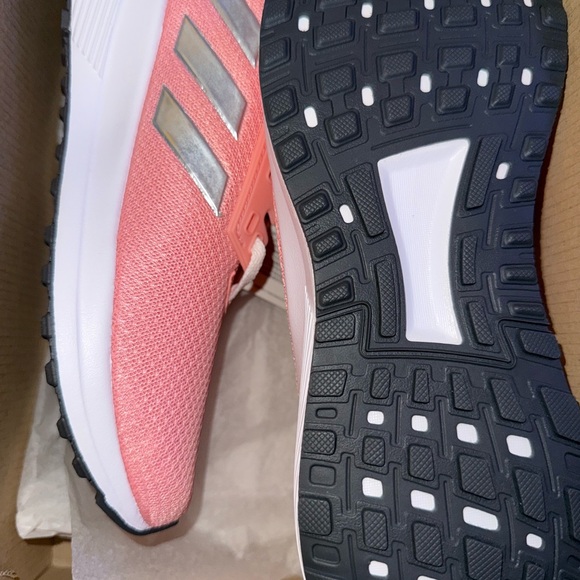 Adidas Kids Sneakers in Pink and White sz6 - Picture 3 of 4